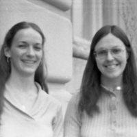 1980 Students, Women 02