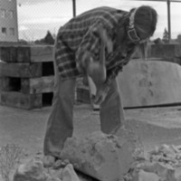 1977 Sculpture Class, Breaking Molds 05