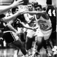1992-93 Basketball Action 1