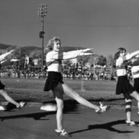 1977 Cheerleaders 16