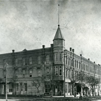 La Grande Hotel, Foley