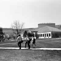 1991 Students, Walking 16