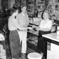 1949-50 Students, Shopping 1-1