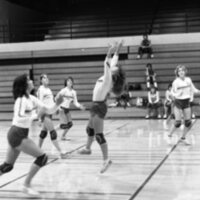1983 Volleyball, EOSC vs. Lewis &amp; Clark, Action 02