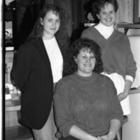 1990 Employee, Nancy Roberts and Family 02
