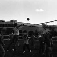 1980 New Student Week, Volleyball 08