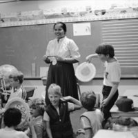 1981 Ackerman Elementary Classroom, Micronesian Program 03