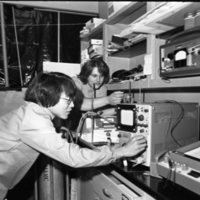 1976 Science, Lab Experiments