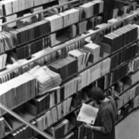 1977 Walter M. Pierce Library, Usage 04