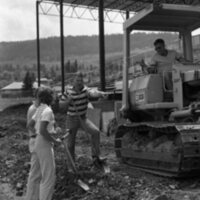 1984 Stadium Construction 16