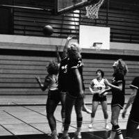 1982 Women's Basketball, EOSC vs. Southern Oregon State College, Action 01