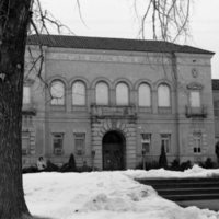 1979 Inlow Hall Entrance 2