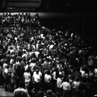 1985 Concert, "Quarterflash" Audience 03