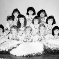 1985 Cheerleaders 02
