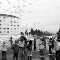 1986 Ackerman Elementary School,  Balloons 11
