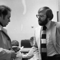 1980 Employees, Talking 06