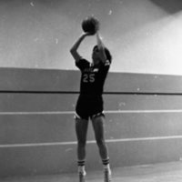 1981 Women's Basketball Action, Practice 22