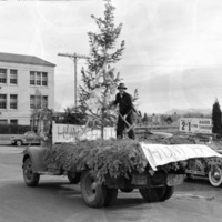 1949 Parade, Hunt Hall Float