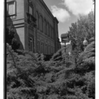 1989 Inlow Hall Birdfeeder 03