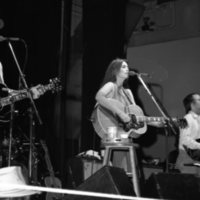 1982 Concert, Emmylou Harris 14
