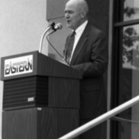 1990 Loso Hall Dedication 07
