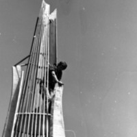 1981 Sculpture, Amphitheater Install 03