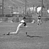 1985 Baseball, April Action 04