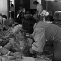 1983 Students Serve Elderly 03