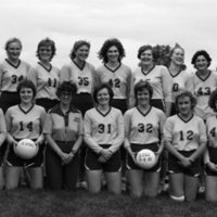 1981 Volleyball Team 03