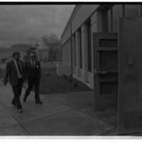 1990 Loso Hall, Tour 06