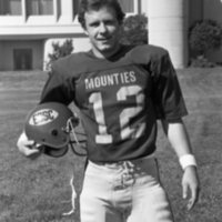 1981 Football Player 03