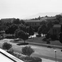 1984 Campus 04