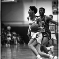 1991 Men's Basketball Action, Southern Oregon at EOSC 15
