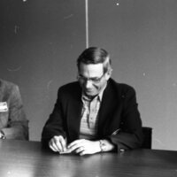 1985 Students Meeting with Faculty 02