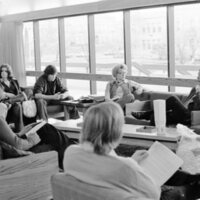 1974 Students, Discussion 05
