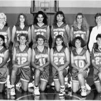 1992 Women's Basketball Team 2-1