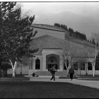 1991 Students, Walking 50