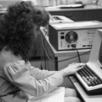 1985 June, Student Computing 01