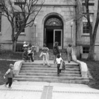1981 Ackerman Elementary Recess 03