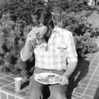 1981 Dorm Play Day &amp; Steak Fry, Barbecue 03