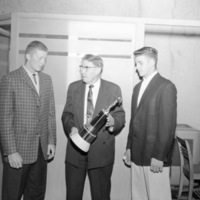 1957 Peace Trophy 1-2