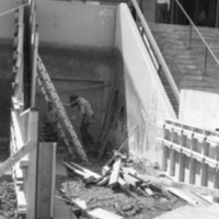 1981 Hoke Hall Entrance Construction 05