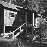 Reuter Group-GG, Cabin