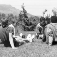 1986 Students, Outdoors in May 04