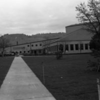 1990 Loso Hall Construction 01