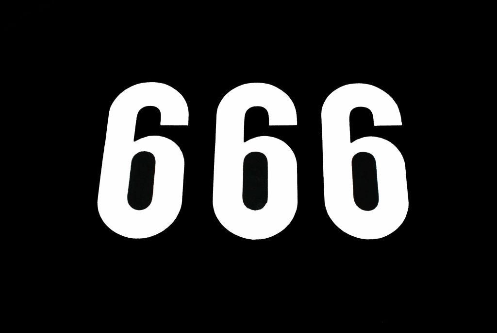 6, WHITE 6" THICK PACK/3