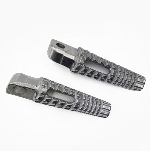 FOOT PEG SET SUZUKI REAR, 43611-41G00, 43621-41G00