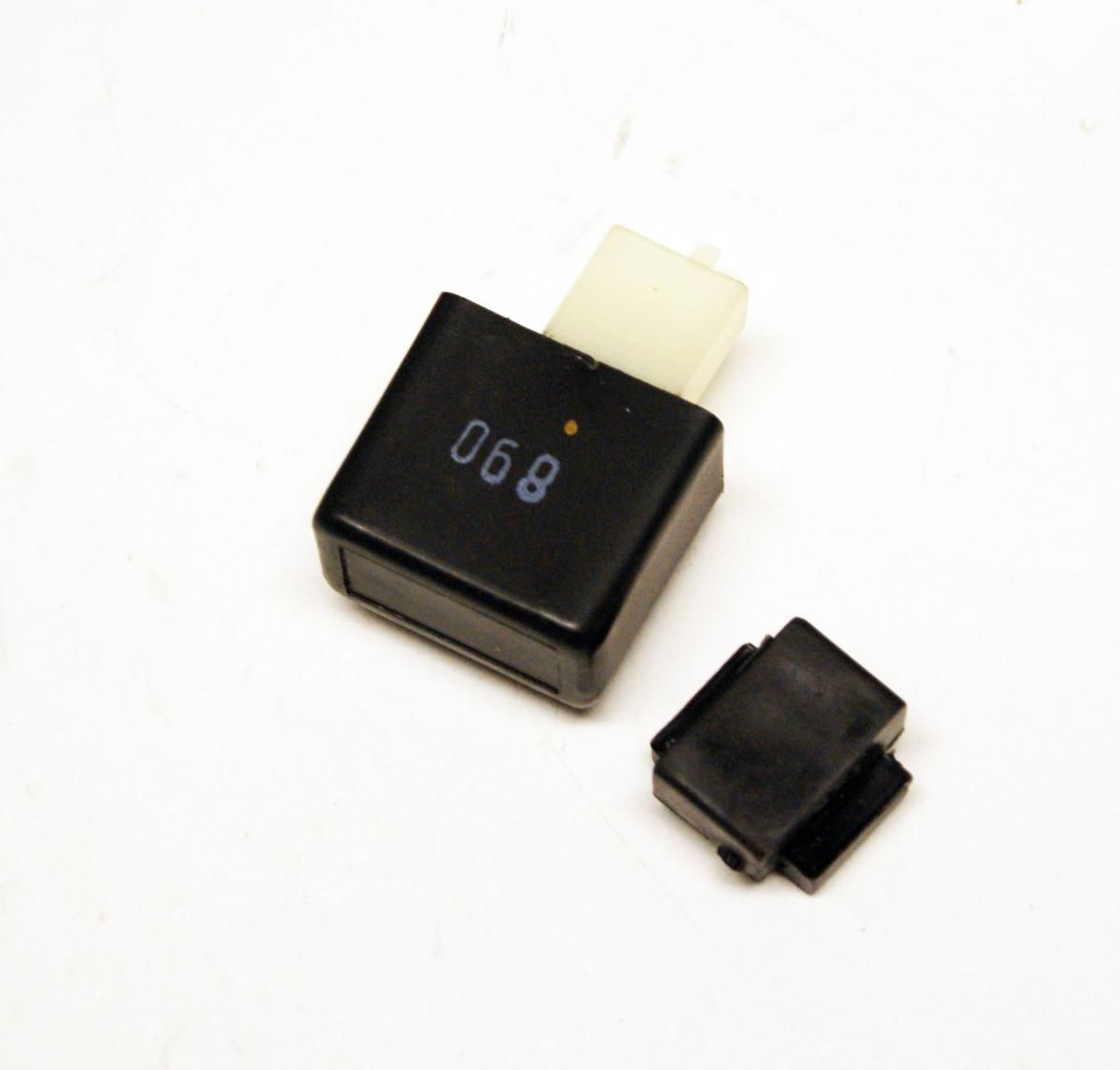 FLASHER RELAY UNIT DZE DES 890, 00890-04, 38301-MG9-672 / 38301-MBW-D21 / 27002-1063 / 27002-0006 / 27002-1097 / 27002-1092 / 27002-1101 4MY- - Image 3