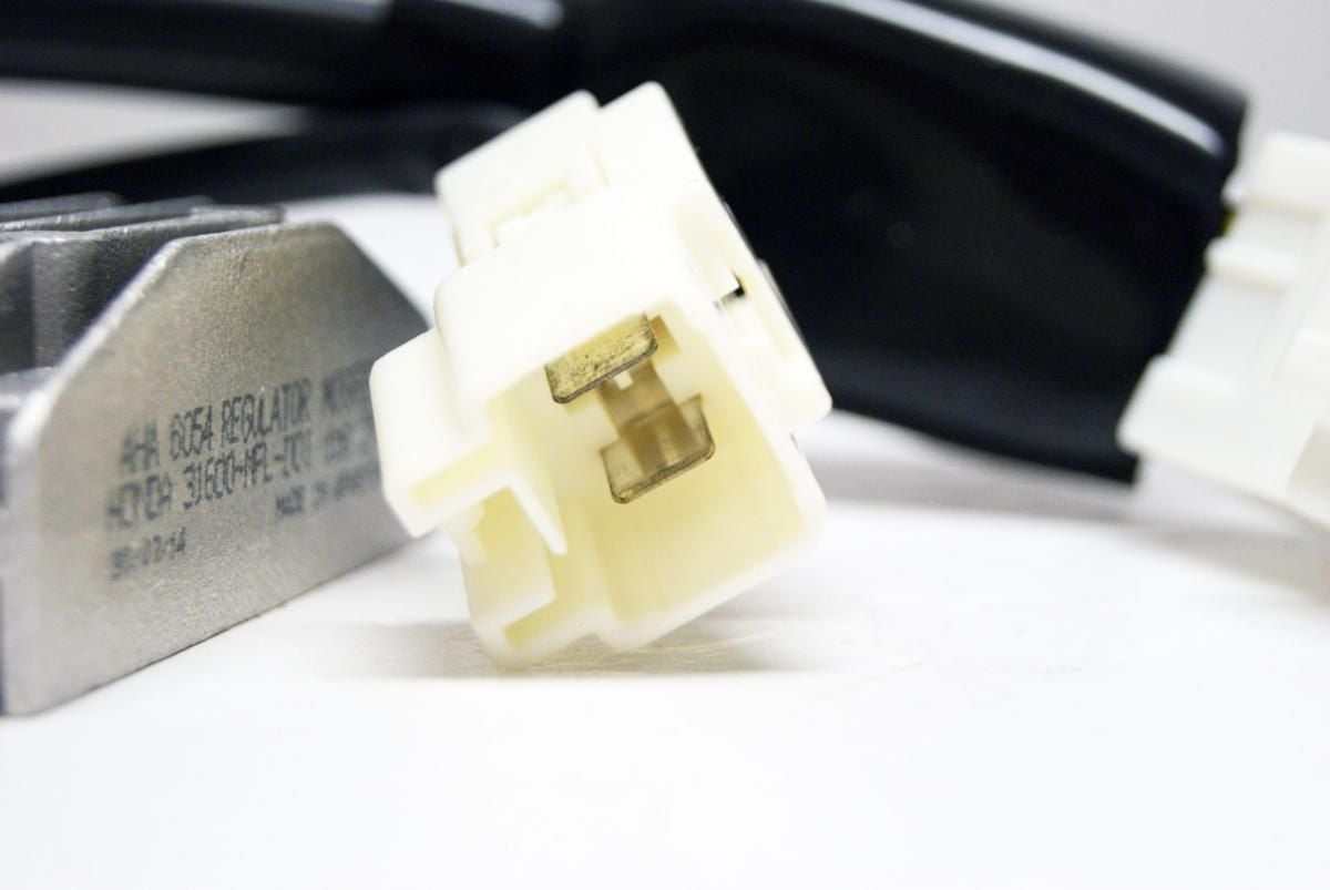 REGULATOR VOLTAGE CBR1000RA, 31600-MFL-D01 AHA6054 ROAD, CBR 1000 RR 2009-2014 C-ABS - Image 2