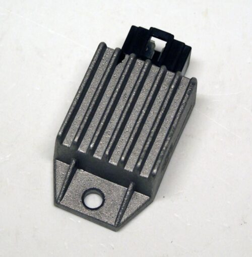 REGULATOR VOLTAGE 12V / 8A, 02010-0432800-31C21 / 2JA-81960-A0-00 1KH-81960-00-00